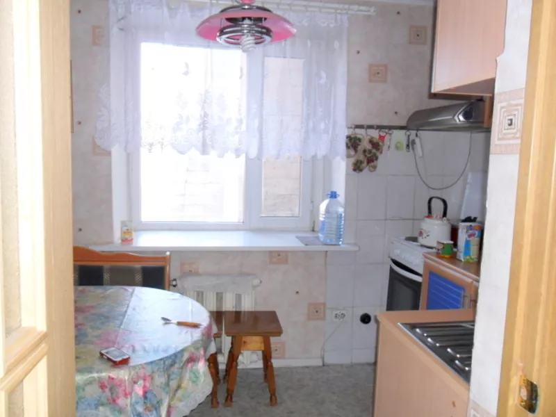 Продам 3-комнатную квартиру в районе Нового рынка 7