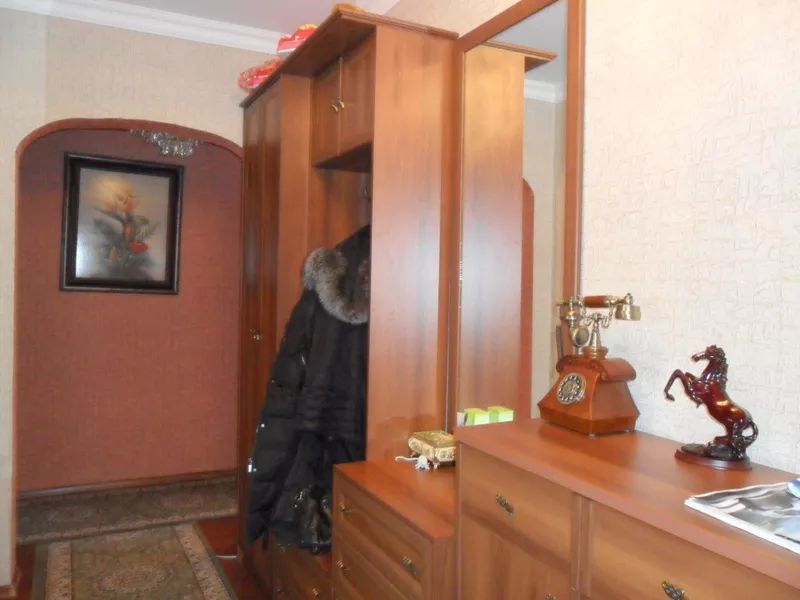 Продам 4-комнатную квартиру по ул Гапеева (30 мкр) 9