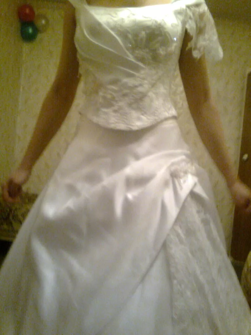 продается свадебное платье  5