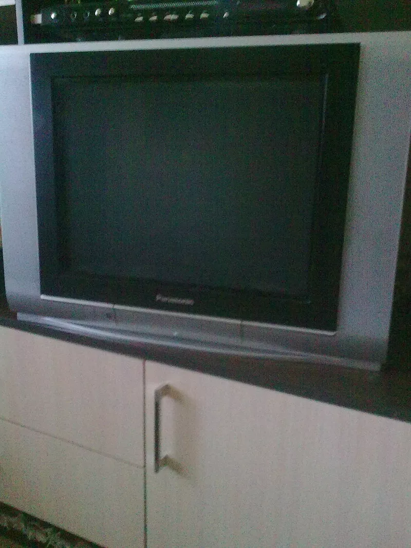 Телевизор ТСL /требует незначительного ремонта/,  телевизор Panasonic  3