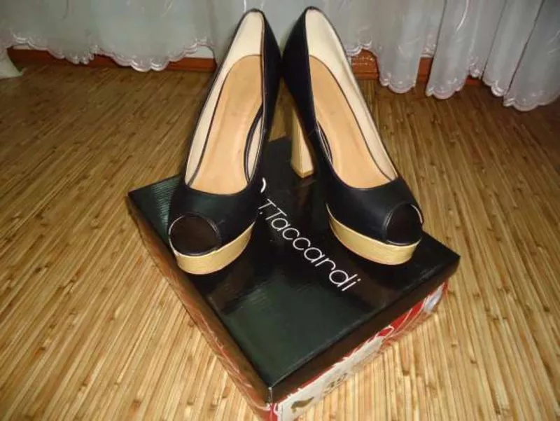 Продаются женские туфли НЕ ДОРОГО в отличном состоянии