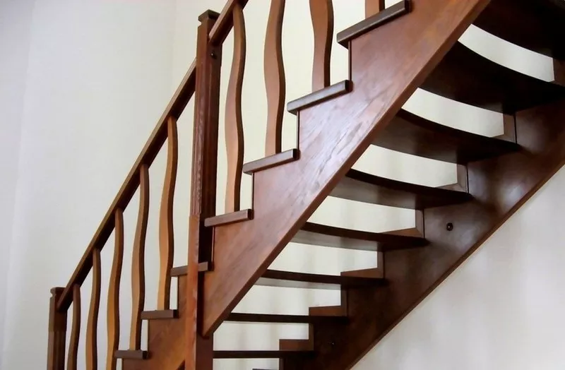 Монтаж деревянных лестниц в домах 4
