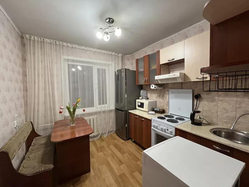 Продаю квартиру на степном 2  5